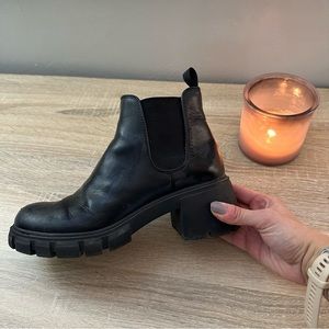 Steve Madden Howler Boots, Size 7.5